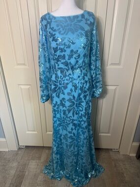Elegant Sky Blue Sequin Maxi Dress